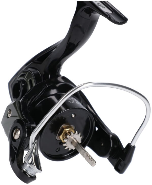 A universal reel with a front drag. The body, the rotor and the spool were made of a hardened graphite, that keeps its smooth and reliable action. Three available sizes will find their application in various angling techniques.